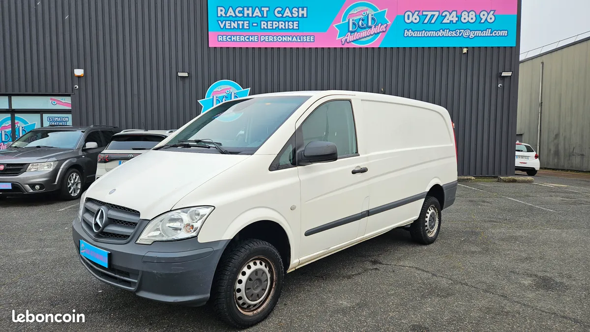 MERCEDES Vito 113 CDI BlueEfficiency 4X4 - CLIM - MOTEUR A CHAINE -